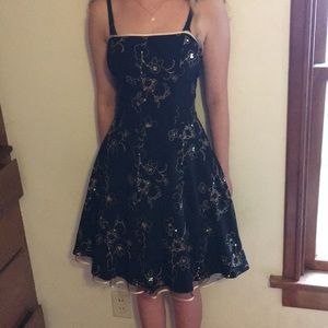 Embroidered party/cocktail dress spaghetti strap